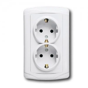 Розетка врізна подвійна 16А з/з Q-MAX 319 87061 /